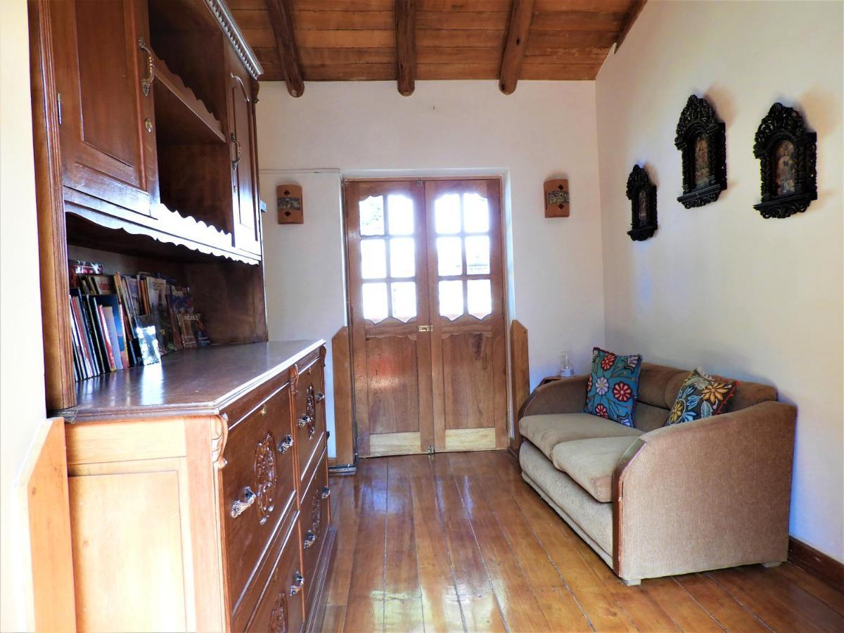 Picaflor Tambo Guest House Ollantaytambo Esterno foto